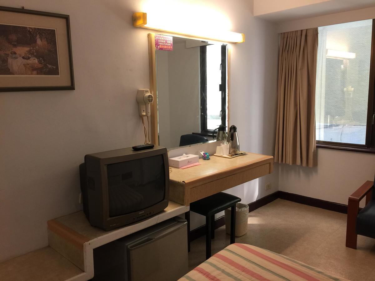 Goshen Hotel Kaohsiung Buitenkant foto